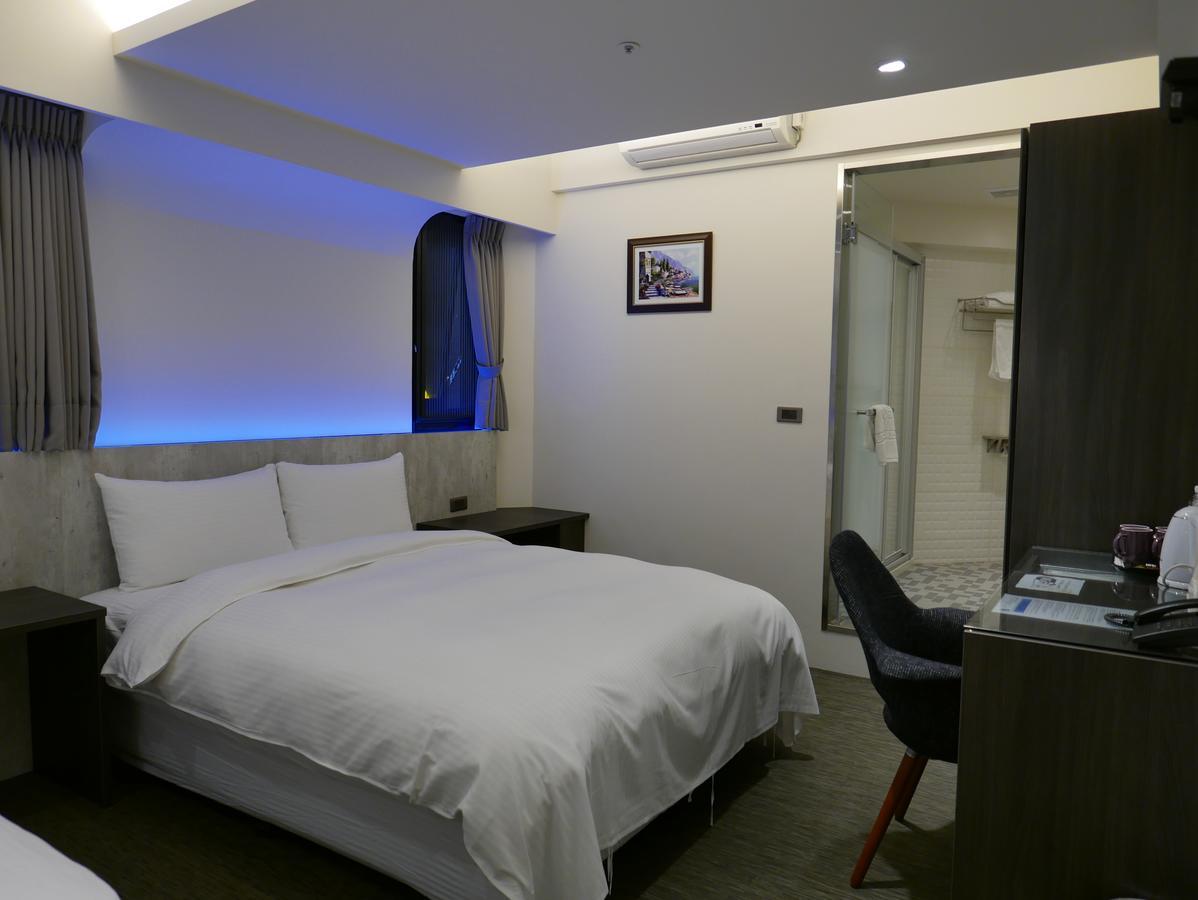 泊居旅店二館 Oursinn Hotel 2 Тайбэй Экстерьер фото